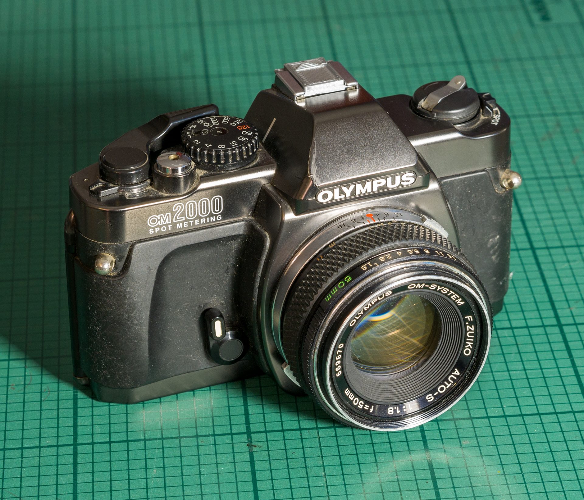 Olympus OM2000, Olympus F.Zuiko 50mm F1.8